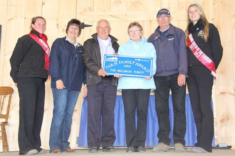 2012_Day5-194a Awards